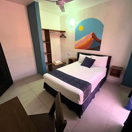 Hotel Juarez 70 Коліма Екстер'єр фото
