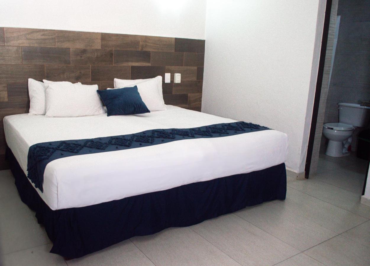 Hotel Juarez 70 Коліма Номер фото