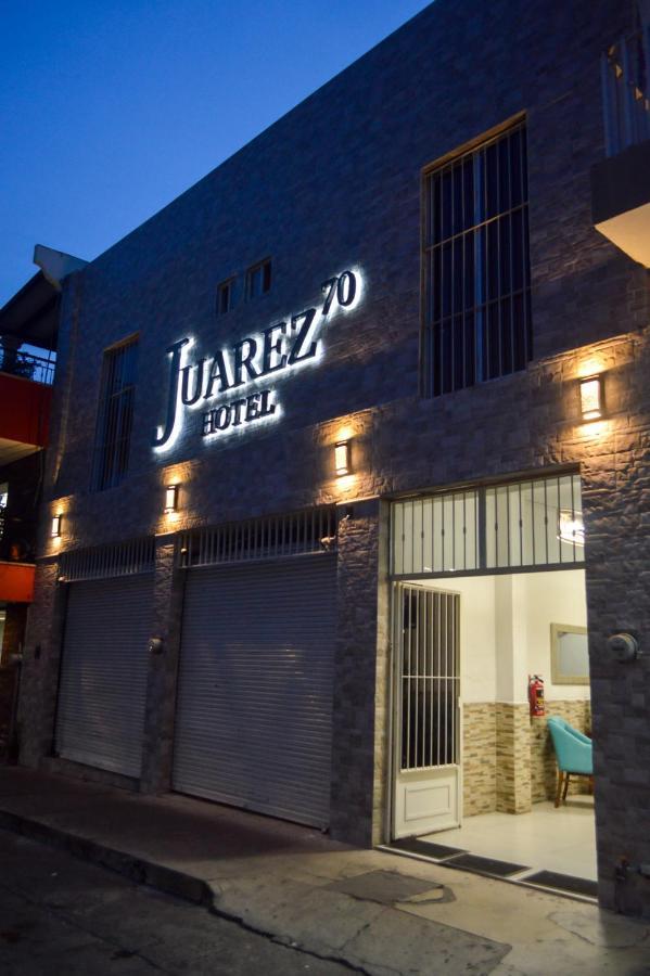 Hotel Juarez 70 Коліма Екстер'єр фото