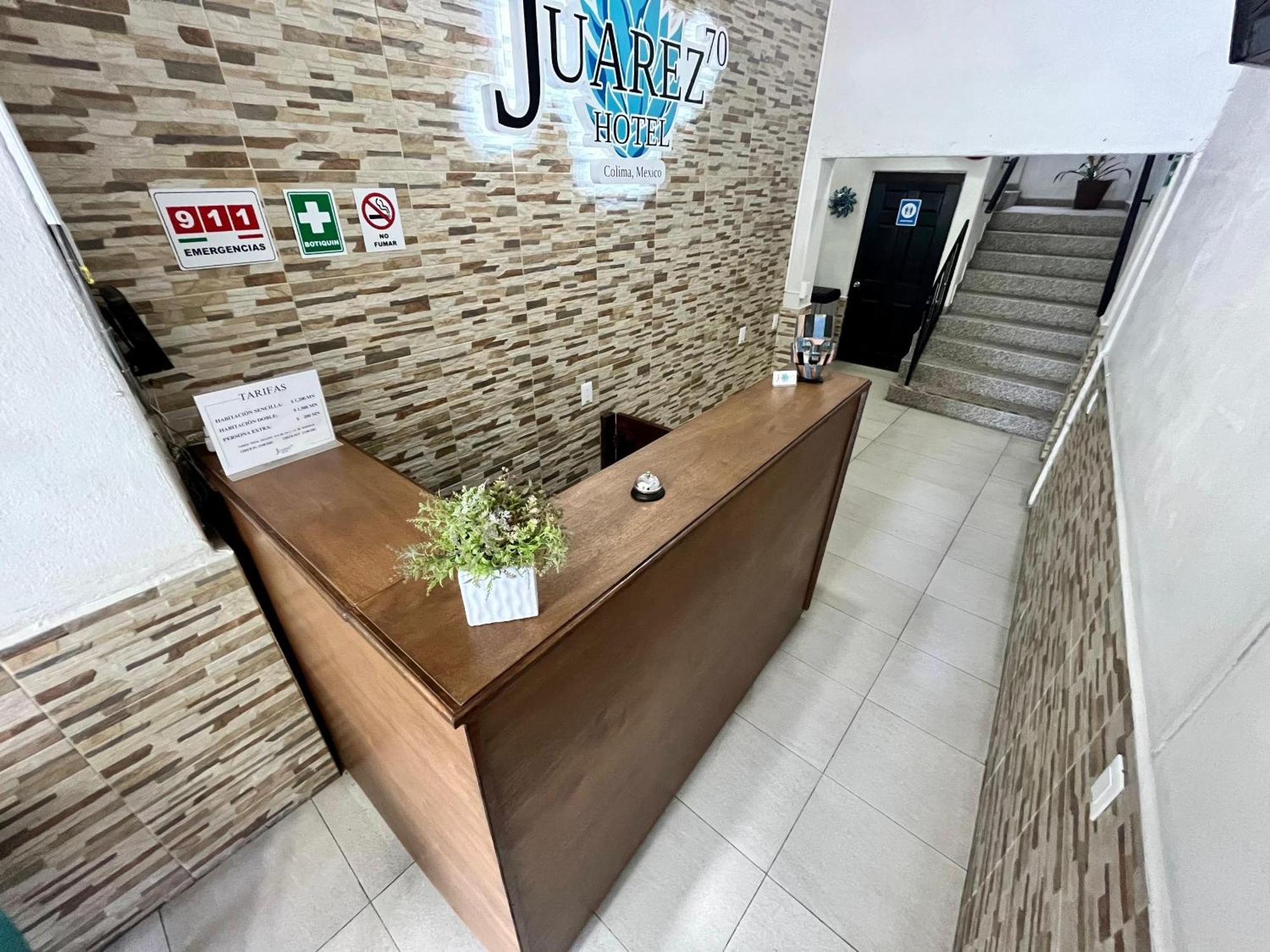 Hotel Juarez 70 Коліма Екстер'єр фото
