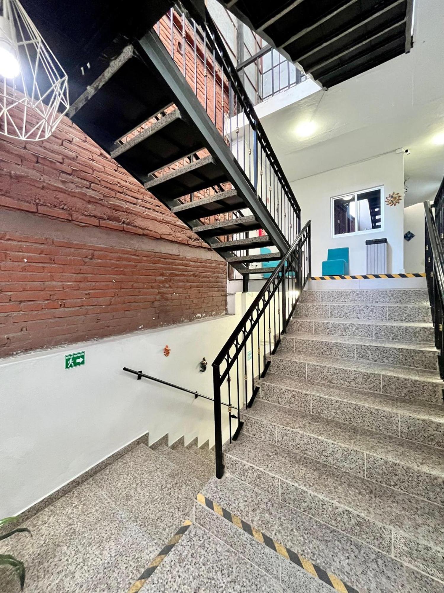 Hotel Juarez 70 Коліма Екстер'єр фото